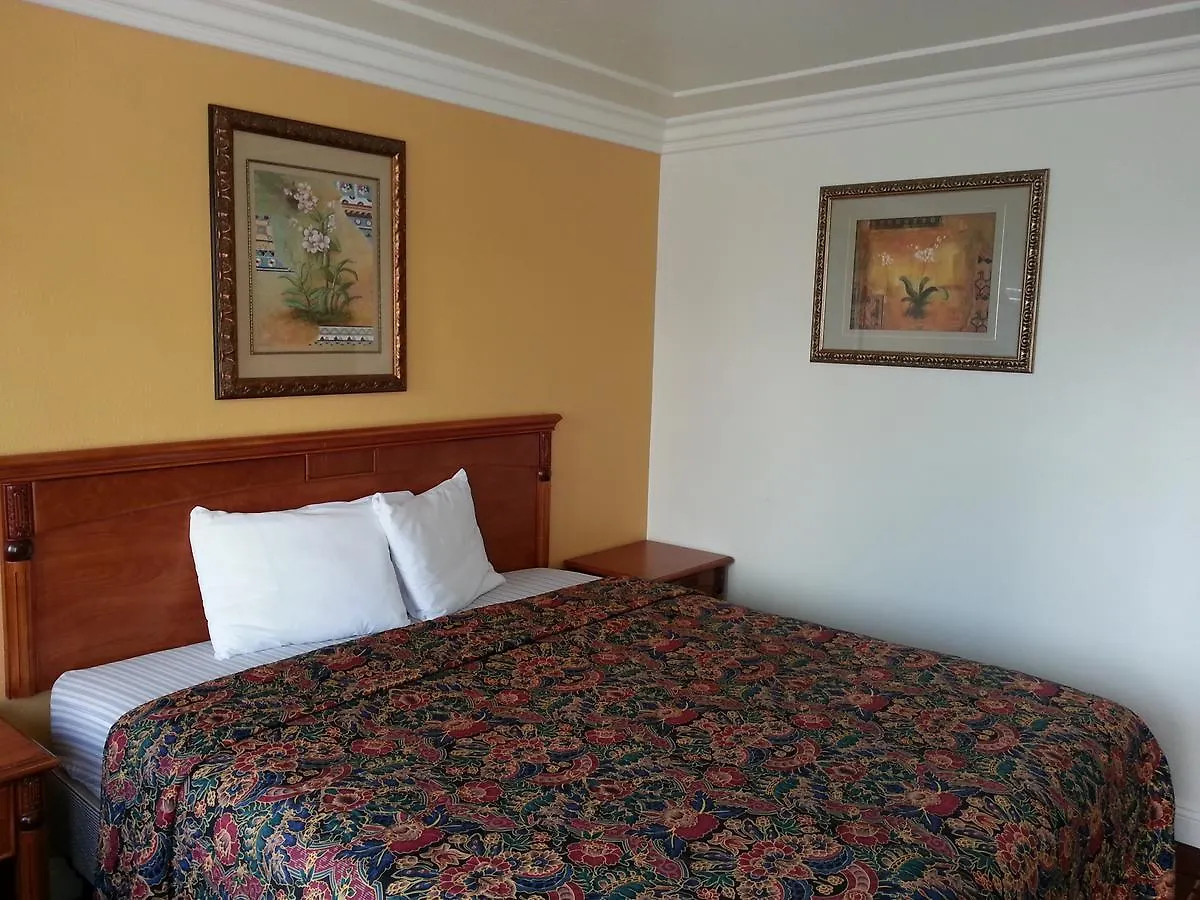 Flamingo Inn Long Beach 2*,  USA