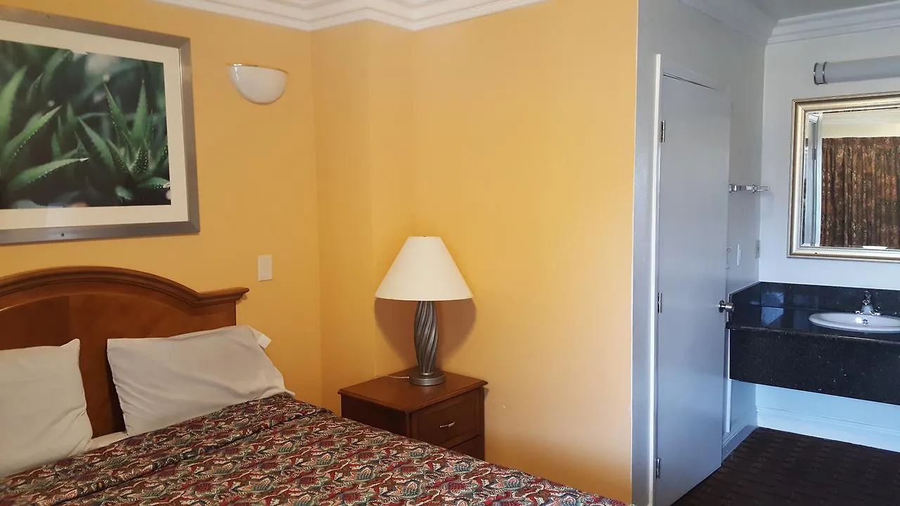 Flamingo Inn Long Beach